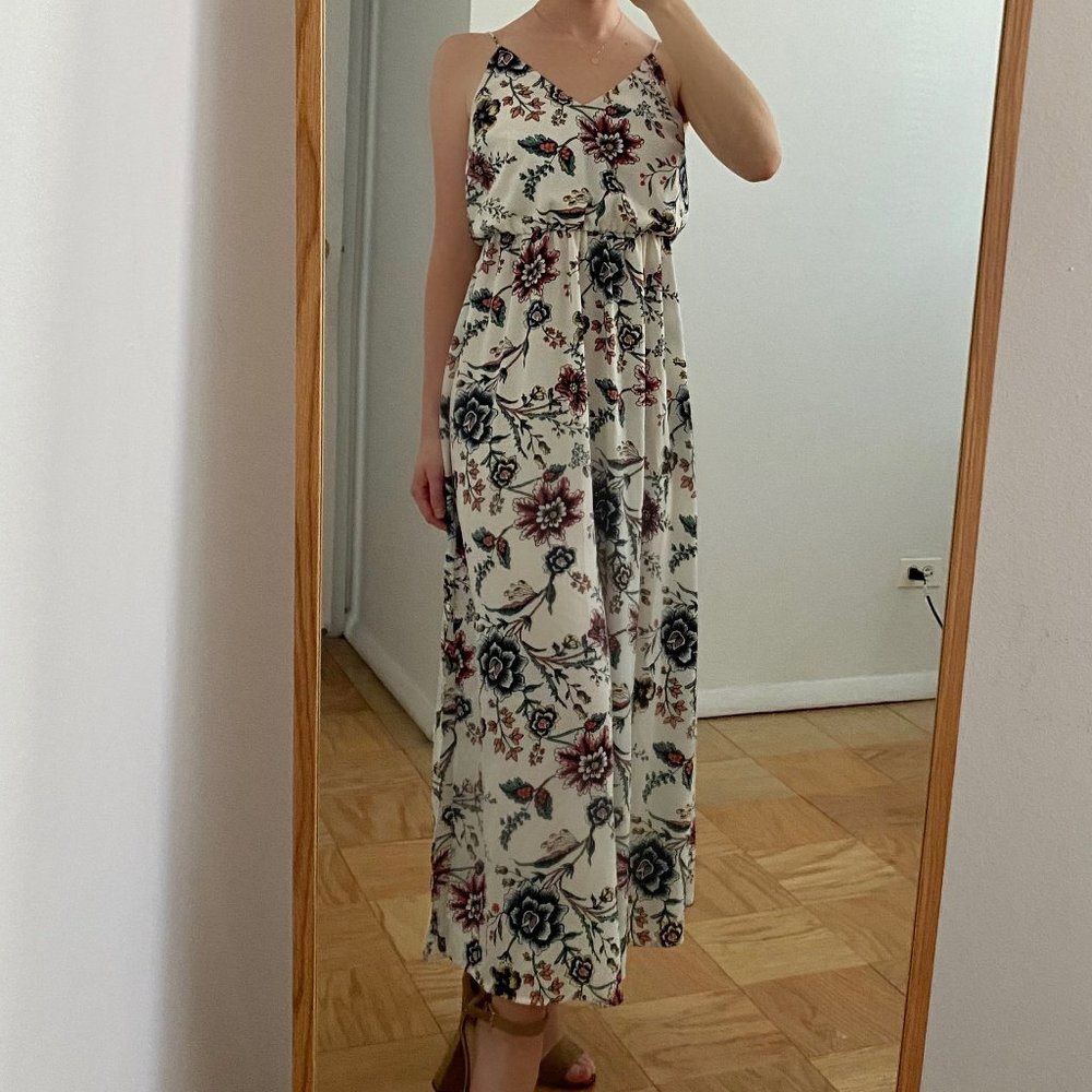 LOFT Petite Wallpaper Floral Maxi Dress - Picture 2 of 4